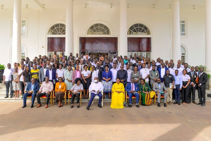 Museveni , Scientists Discuss Progress in Transforming Uganda into Science-led Economy