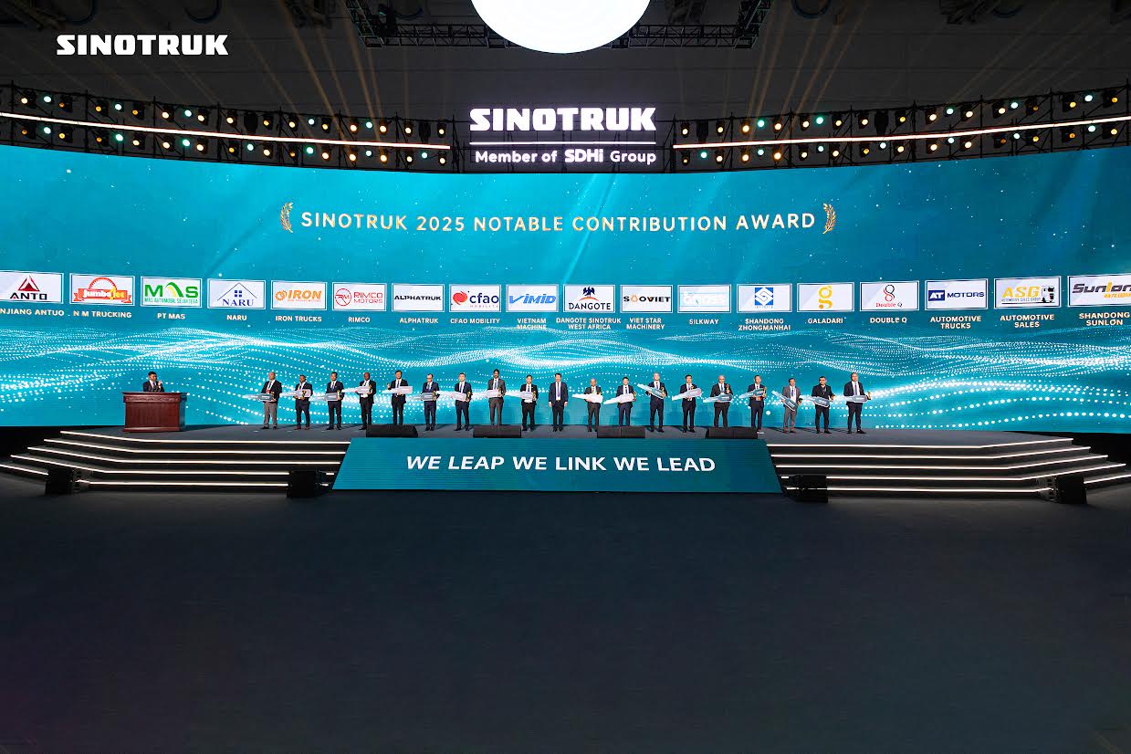 Double Q Celebrates Sinotruk’s Successful 2025 Global Partners Conference