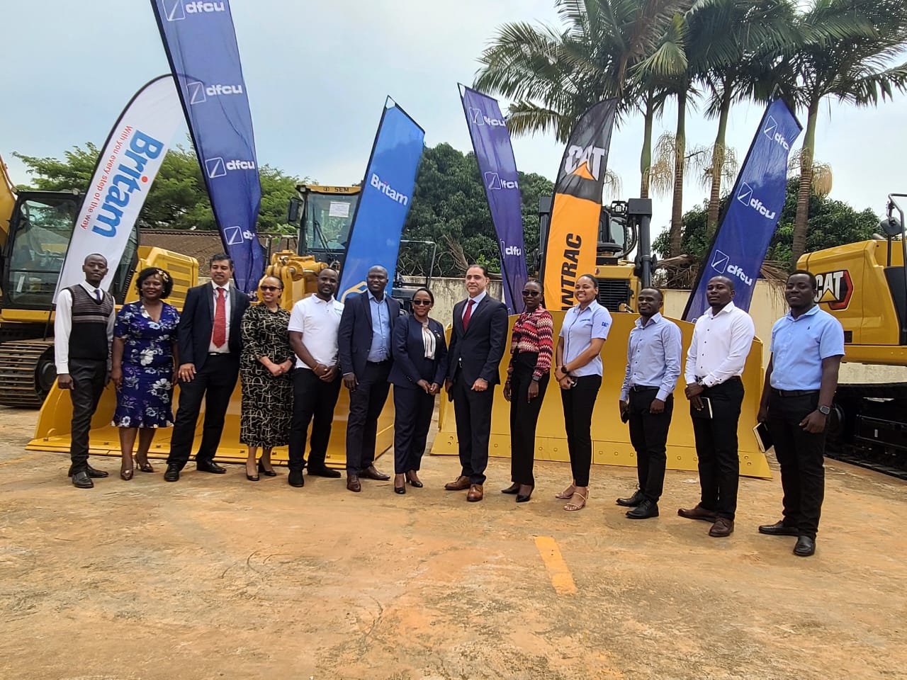DFCU Bank,Mantrac Partner to Power Uganda’s Growth Through Affordable Equipment Financing