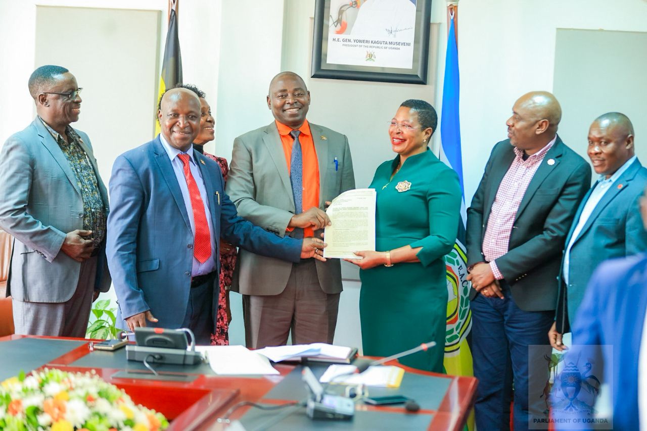 Teachers, Public Sector Workers Petition Parliament Over Salary Disparities