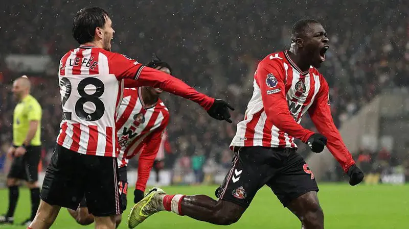 Sunderland come from two down to beat Bournemouth