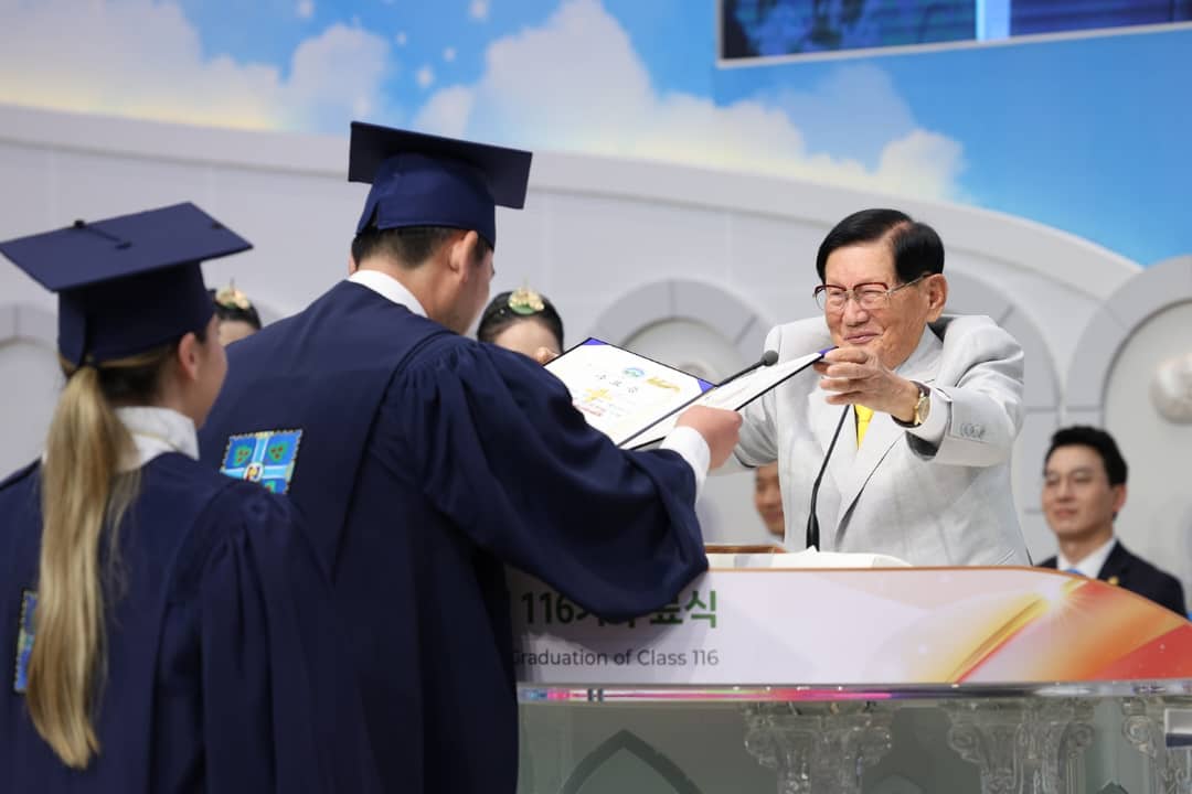 Over 2,200 Pastors Graduate in Book of Revelation from Shincheonji Church