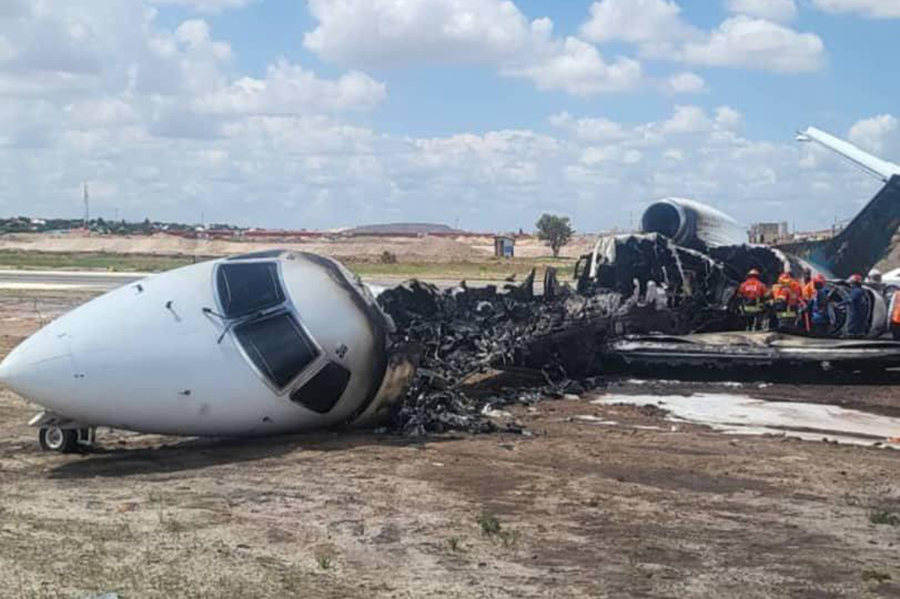 DR Congo Minister Survives Fiery Plane Crash