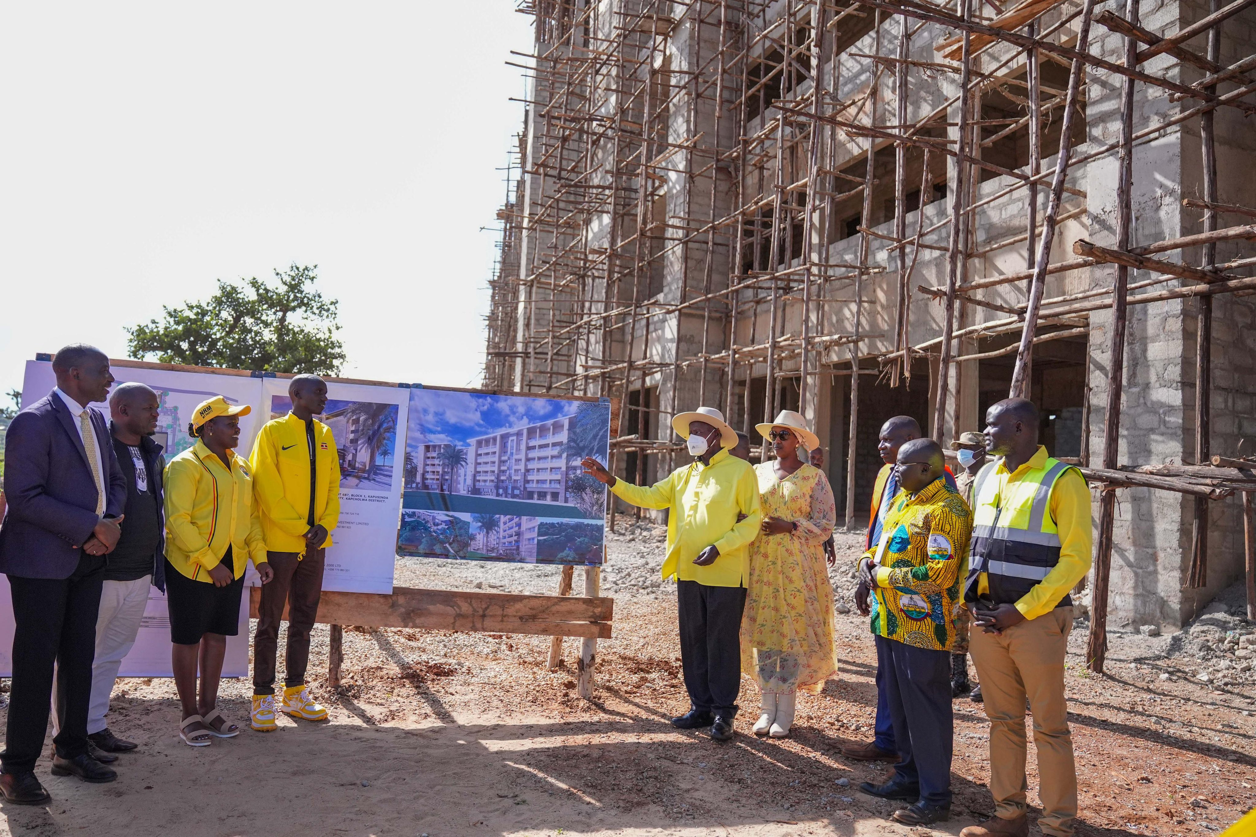 PICTURES: Museveni Praises Cheptegei’s Investment in Kapchorwa During Campaign Rally