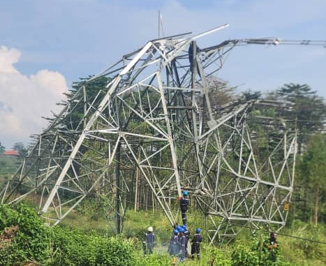 Man Killed by Collapsing Pylon Was a Trapped Vandal, Police Say