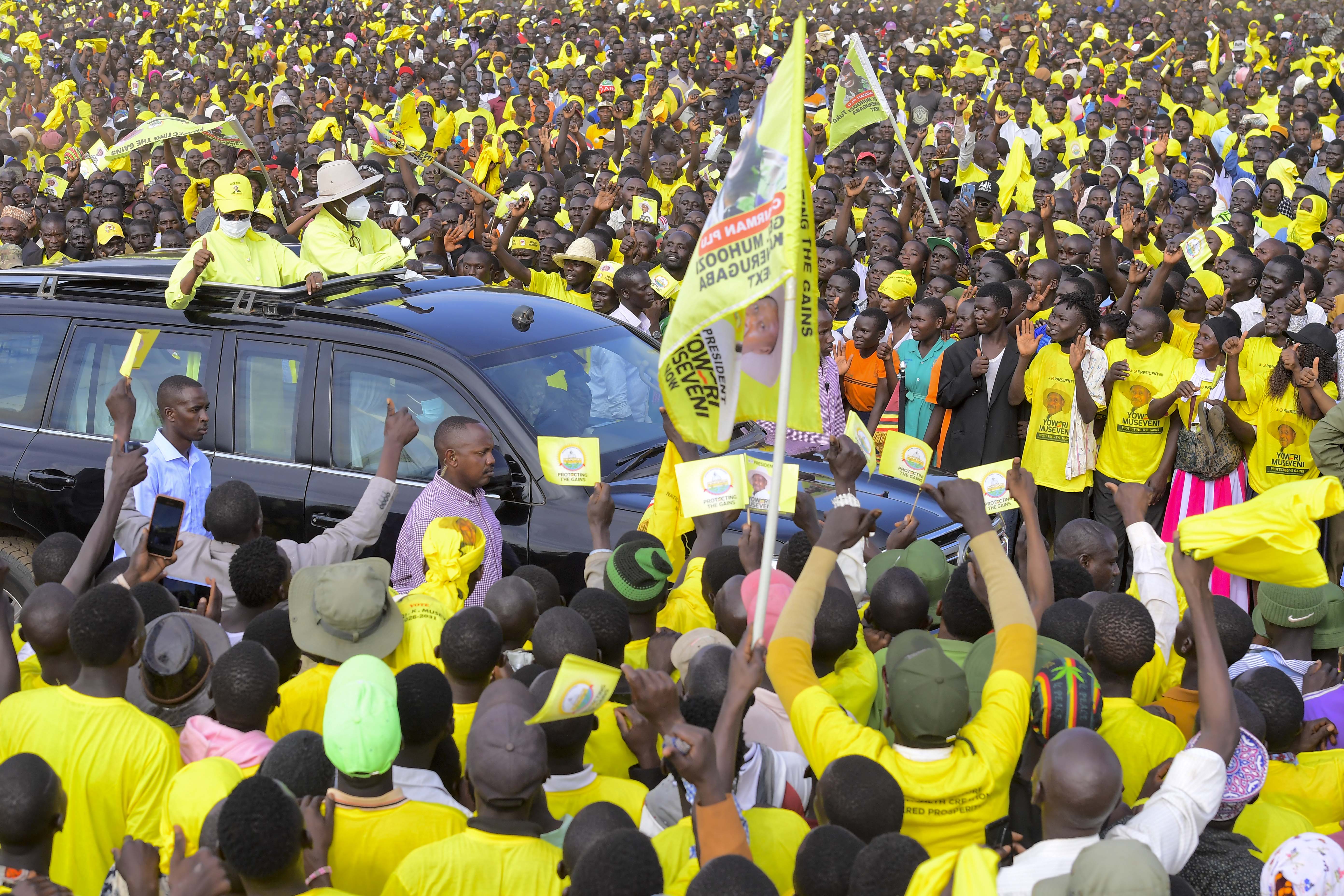 Museveni Reaffirms Ban on 5% Sugarcane Waste Levy as he Campaigns in Mayuge