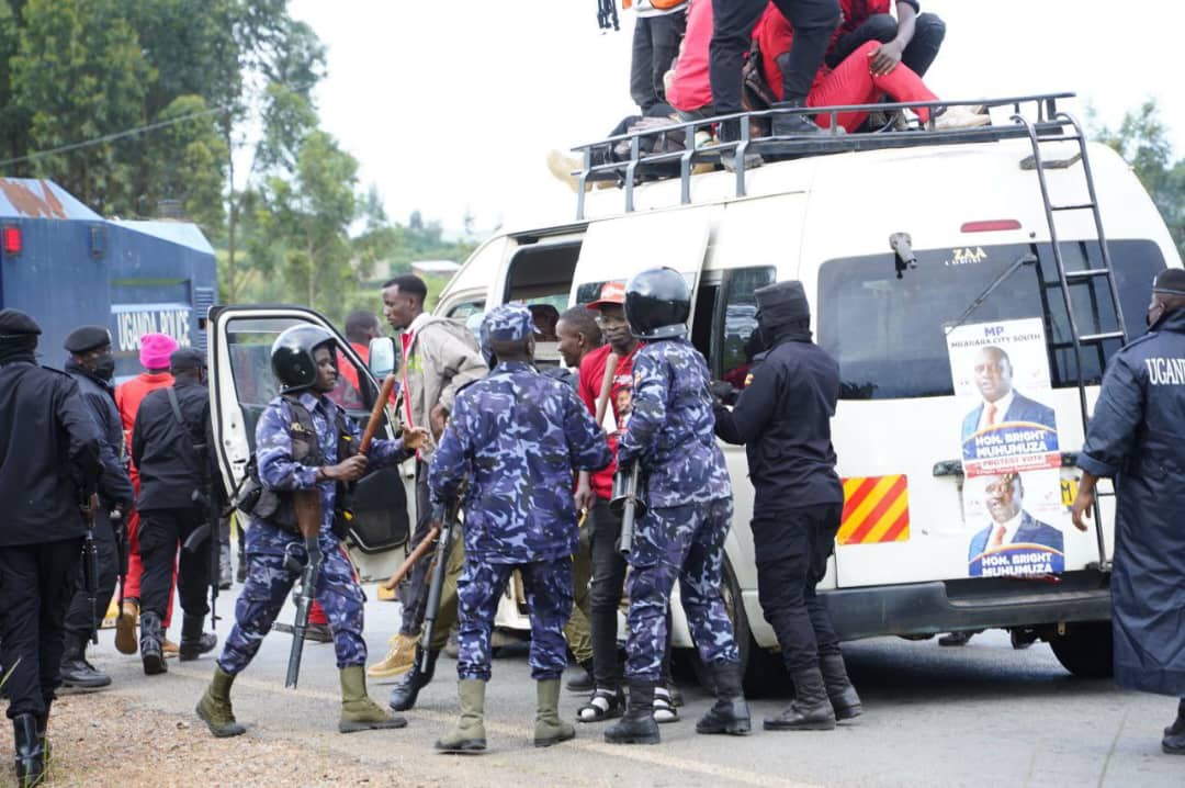 Mbarara Police Halt Bobi's Trek to Bwizibwera