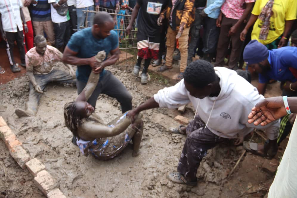 Chaos at Jagala Burial as Mourners Exhume Body After Claims of ‘Grave Rituals’