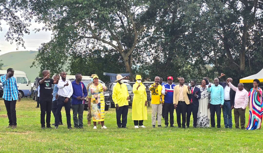 Opposition Candidates Cross to NRM as Museveni Holds Massive Rally in Ntungamo