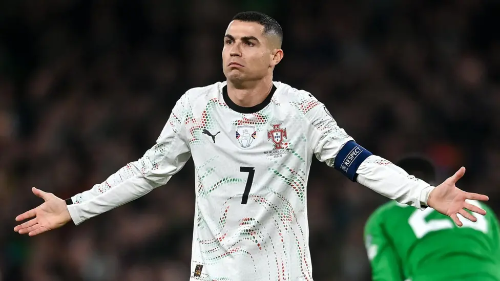 Ronaldo sent off as Republic of Ireland stun Portugal