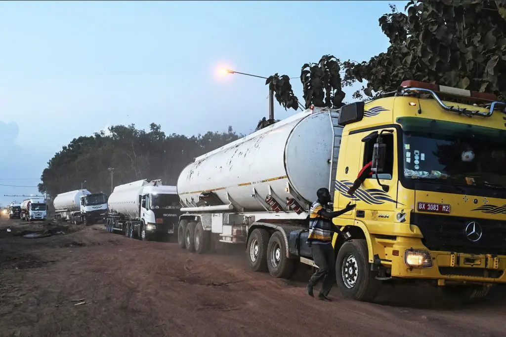 82 Fuel Tankers Arrive in Mali After ‘Dangerous Trek’ from Niger