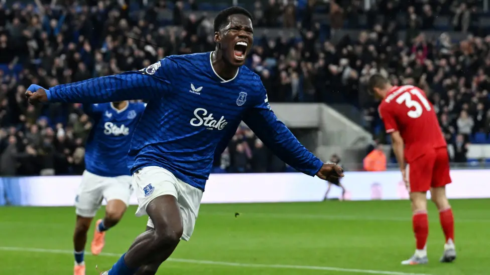 Barry scores as Everton beat Forest to move fifth