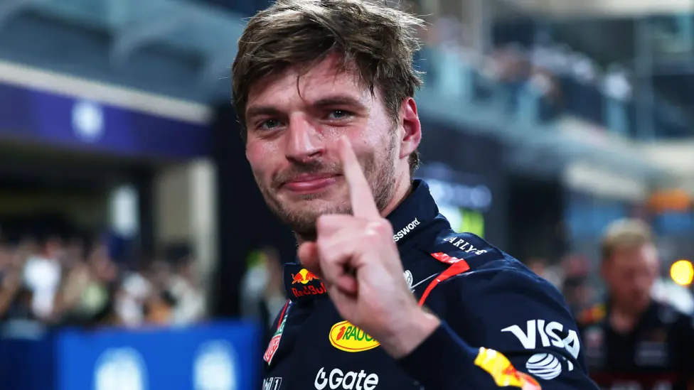 Verstappen beats Norris and Piastri to pole