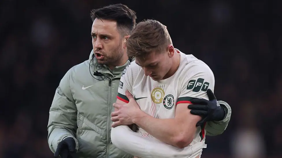 Chelsea's Delap injured in drab draw at Bournemouth