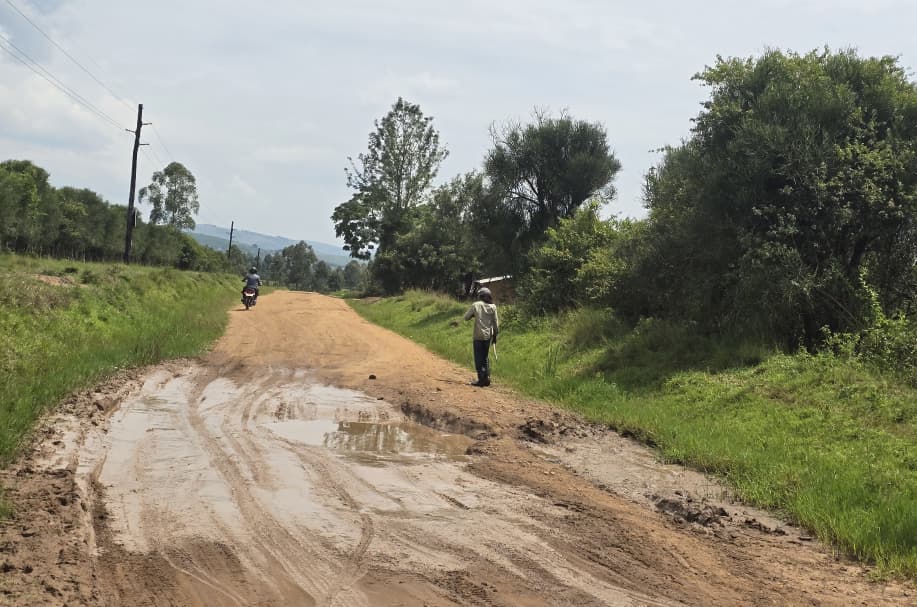 Residents Decry ‘Crisis-Level’ Neglect as Kakukuru–Rwenanura–Rubaare Road Becomes Impassable