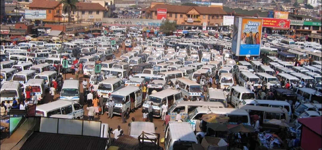UTOF Boss Denies Claims of Plan to Replace Taxis With Buses