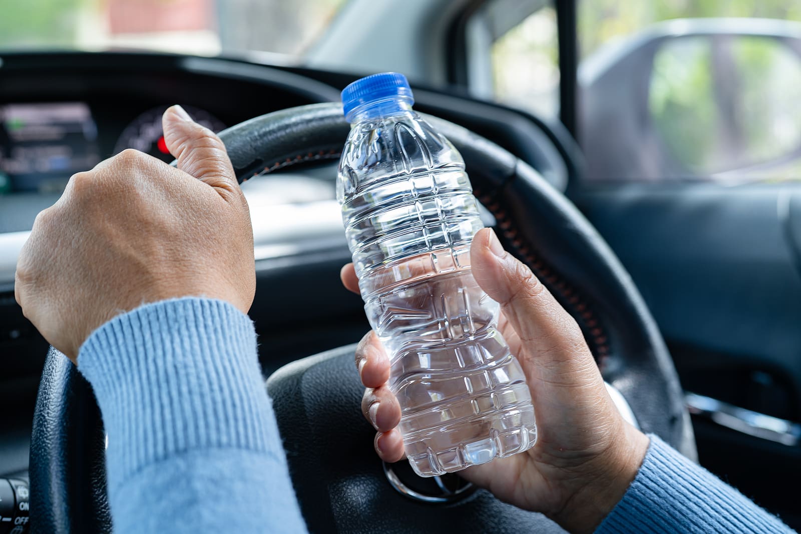 Why You Should Drink Water While Driving—even When You’re Not Sweating