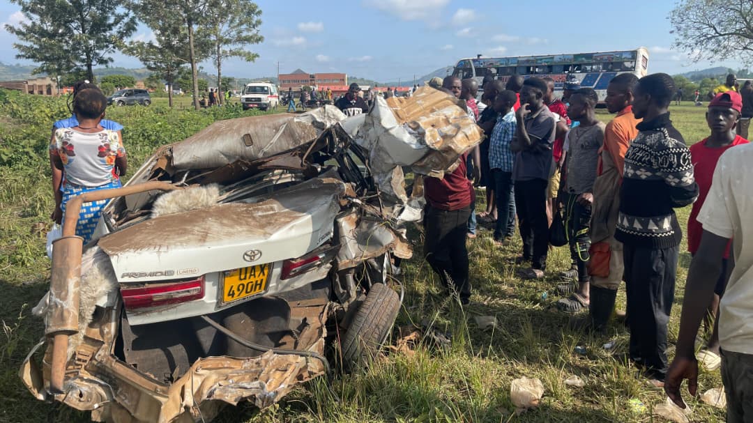 At least 10 Injured as Bus Loses Control in Bunyangabu