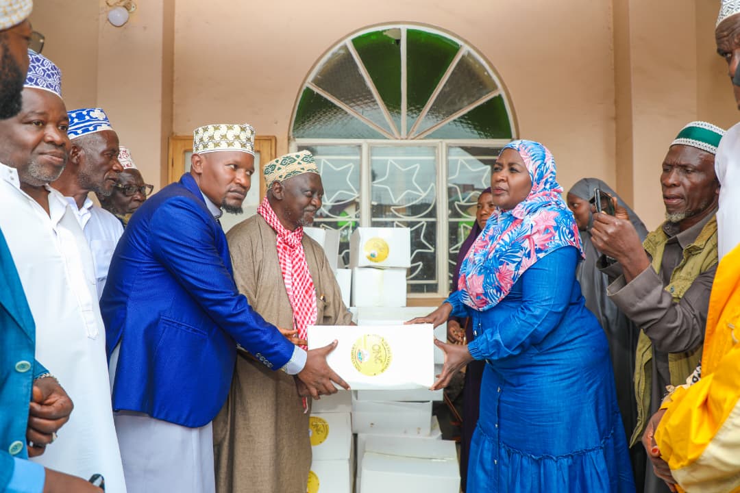 ONC Donates 500 Food Packs to Imams and Amirahs to Support Ramadan Observance