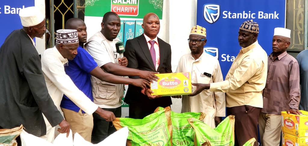 Salam TV and Stanbic Bank Distribute Iftar Packages Across Uganda
