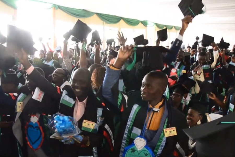 820 Health Professionals Graduate From Fins Medical University