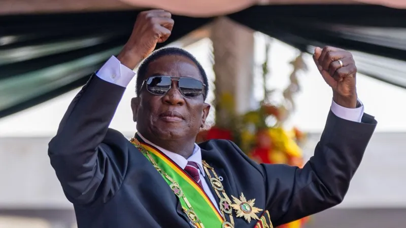 Zimbabwe MPs pass bill to extend president's time in power