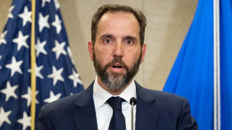 Judge blocks release of Smith's report on Trump classified documents case