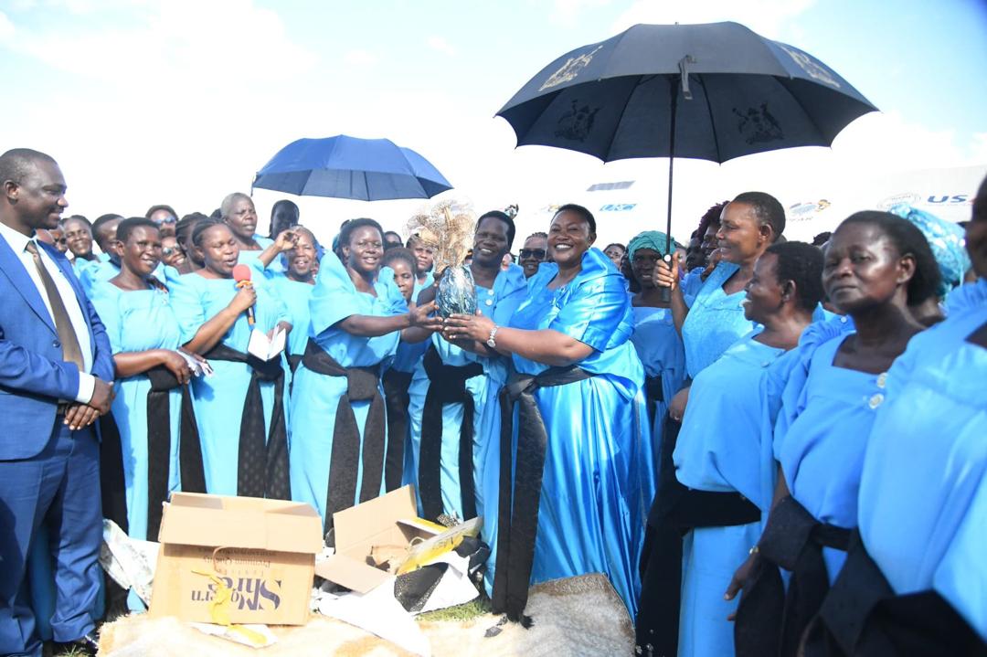 Minister Babalanda Calls for Faith and Resilience Among Women