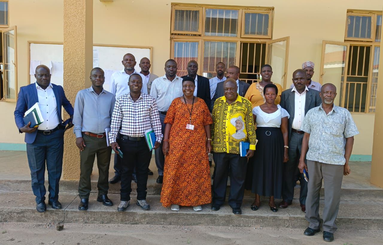 RDC Secretariat Boss Tips Buliisa Leaders on Next Government Agenda