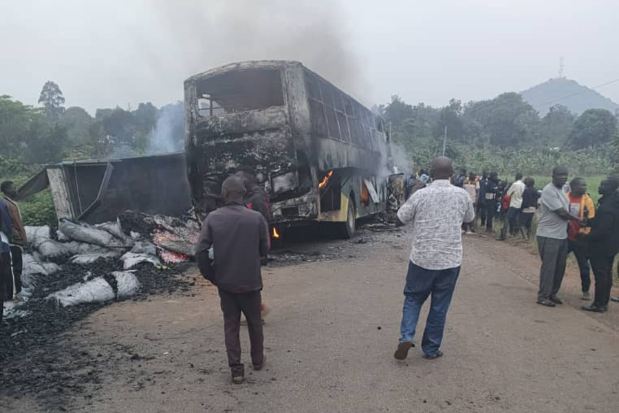 Six Dead, Seven Critically Injured in Early Morning Kyankwanzi Crash