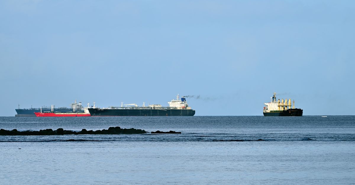 Russia Says Iran War Boosts Demand for Its Energy as Global Oil Routes Disrupted