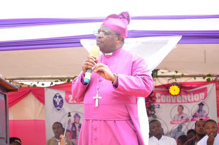 Kigezi Bishop Urges Servant Leadership During Good Friday Service