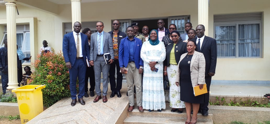 IGG Raises Alarm Over Absenteeism, Land Grabbing, Corruption in Mukono