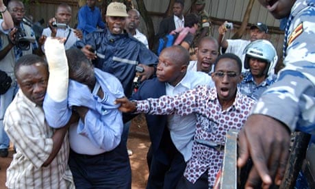 Today in History: Besigye Pepper Sprayed in Walk to Work Protest