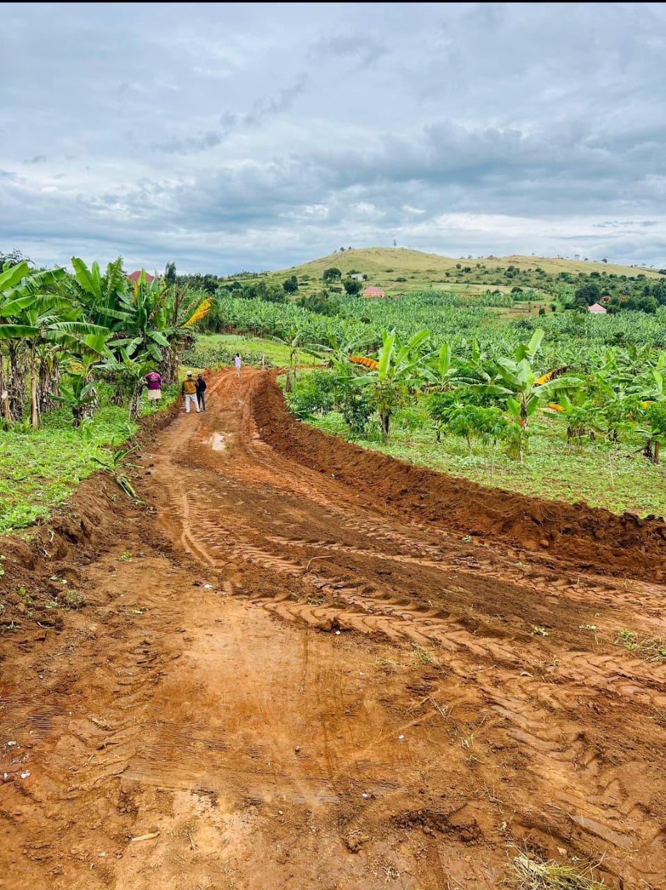 Poor Road Network Stalls Development in Kabale-Kahama Village