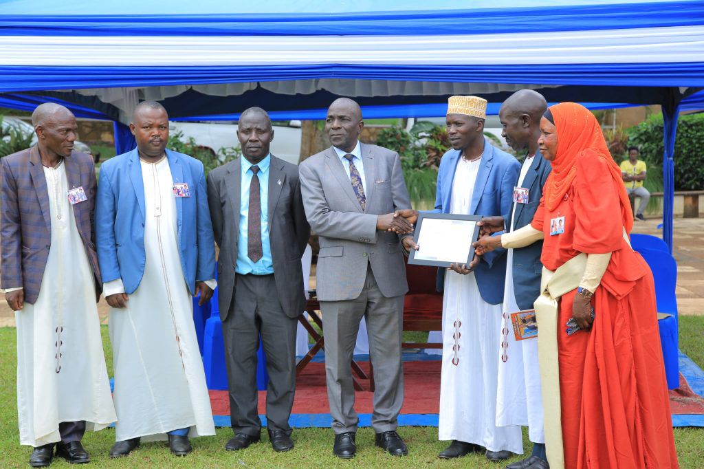 Mengo's Lwasa Urges Mindset Shift as Buddu, Bugerere Contribute Shs8m to Luwalo Drive