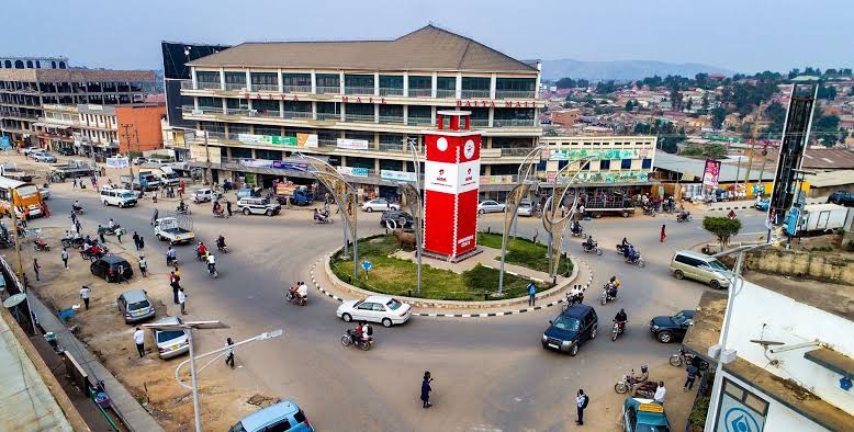 Traffic Advisory as Mbarara–Ishaka Culvert Works Begin in Rwebikoona