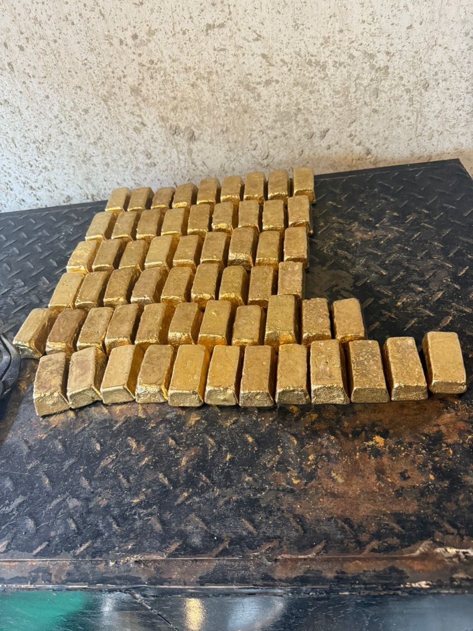 Four Arrested Over Shs388.9M Gold Scam in Kampala