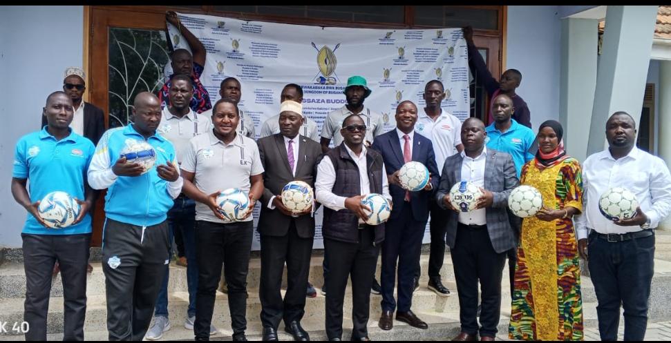 Former VP Ssekandi Donates to Buddu Ahead of Masaza Cup