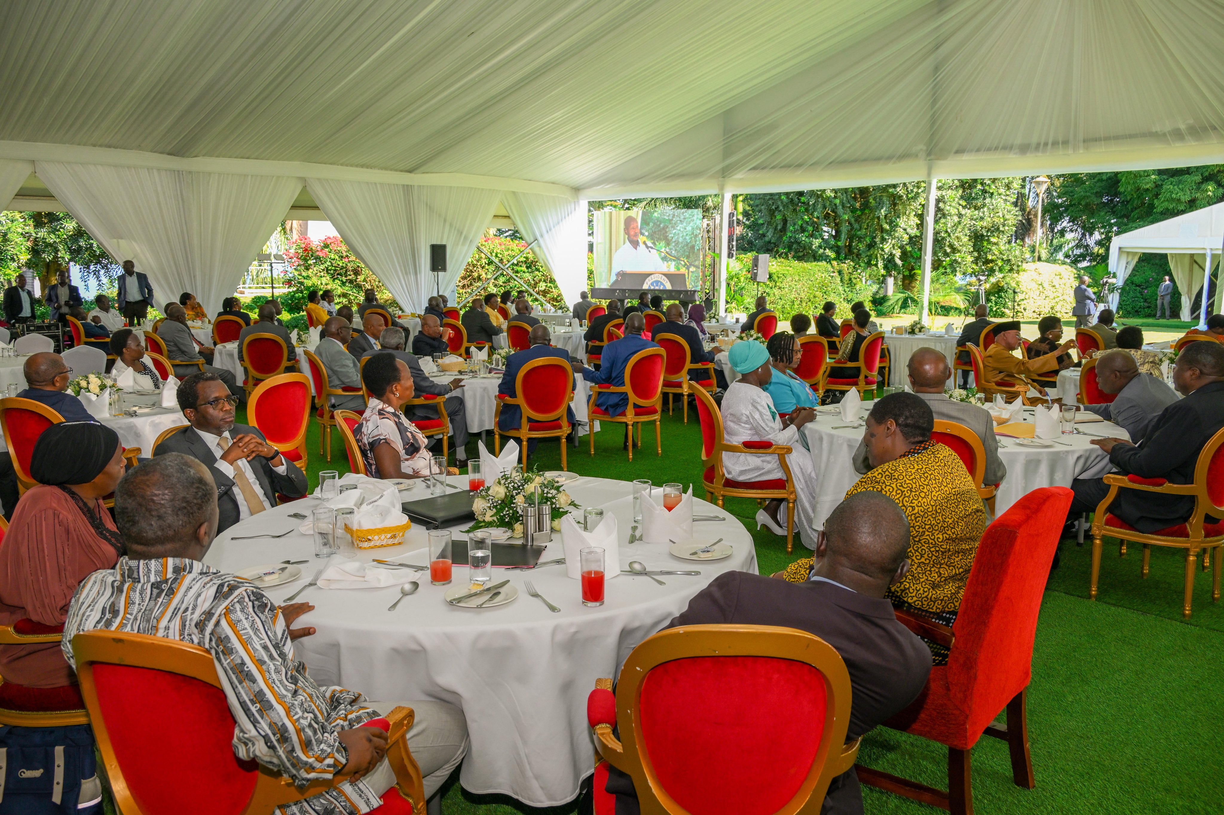 Museveni Chairs Final 'Cabinet of Fishermen' Meeting, Praises Team for Middle-Income Milestone