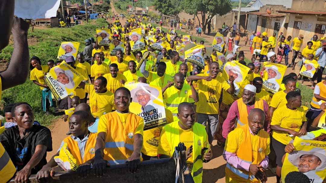 Mubende NRM Supporters Celebrate Museveni’s Swearing-In with Street Processions