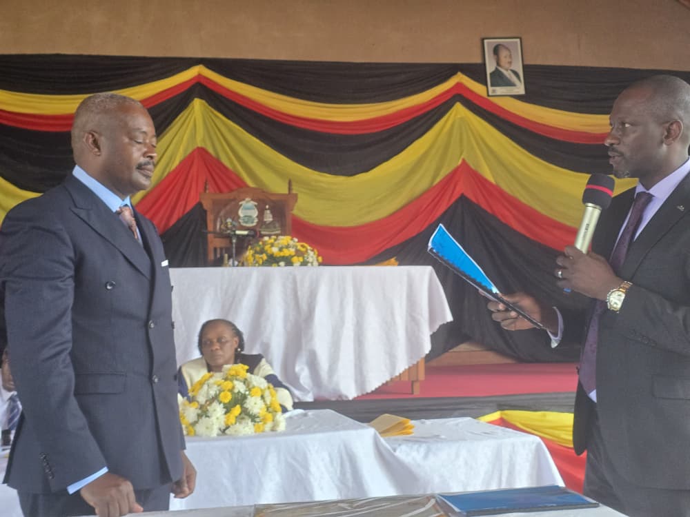 Muchunguzi Rwakigoba Sworn in as Ntungamo LC5 Chairperson
