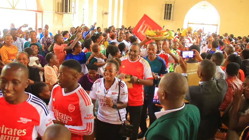 Arsenal Fans Hold Thanksgiving as Police Warn on Ebola Vigilance