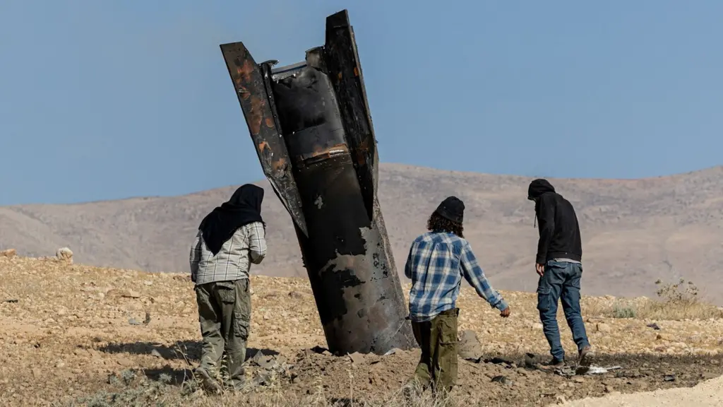 Iran, Israel Pause Strikes but Warn of Retaliation if Ceasefire Collapses
