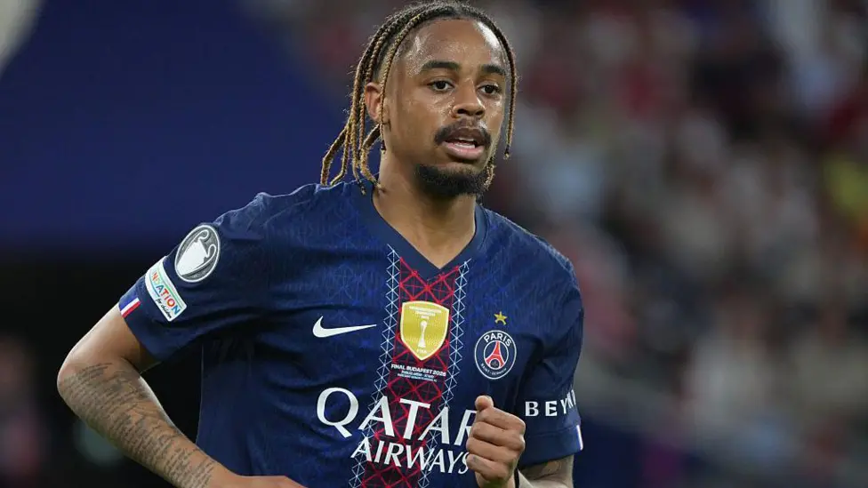 Arsenal consider Barcola as alternative to Rogers