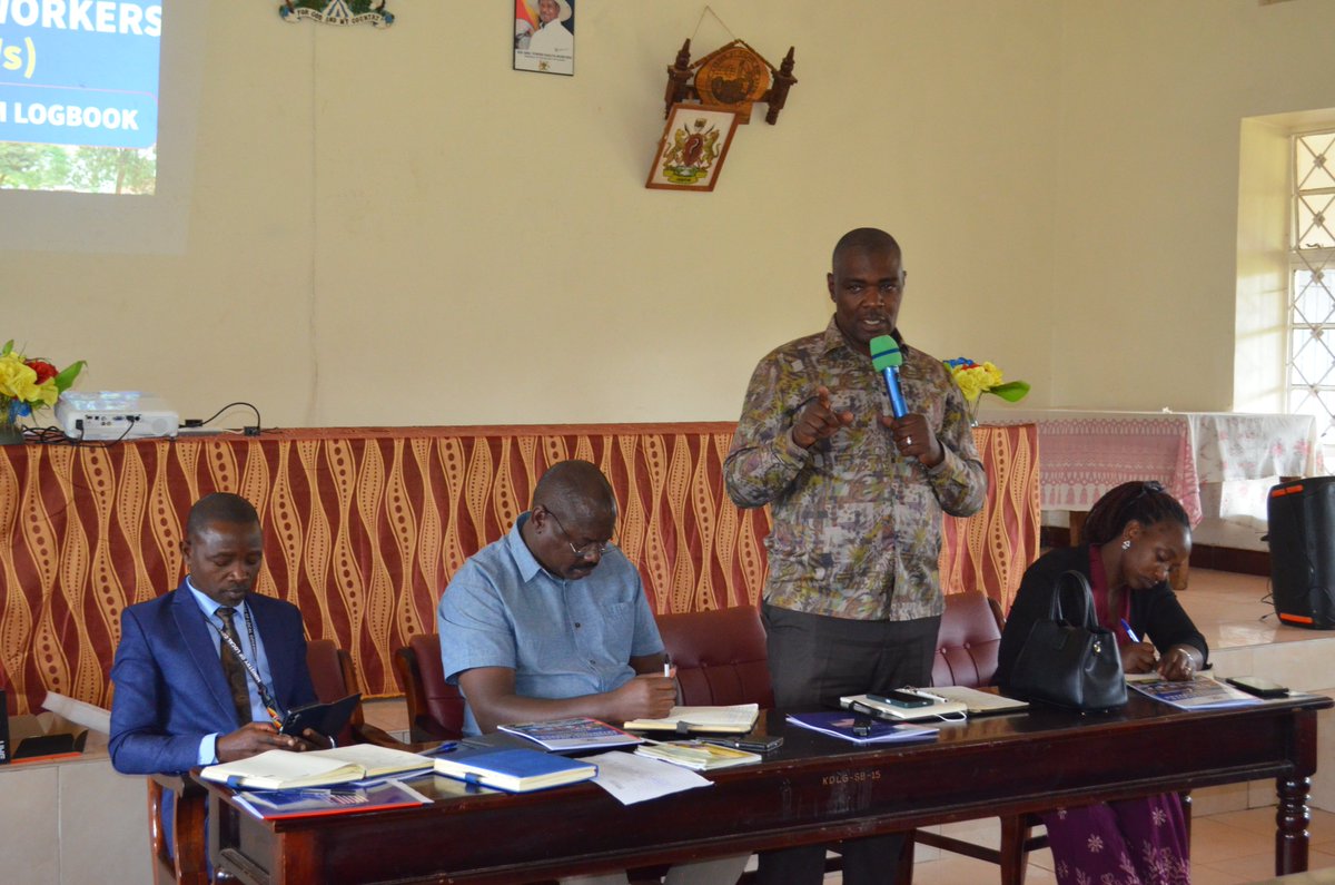 Kabale Health Workers Warned Against Abandoning Duties as CHEW Programme Begins