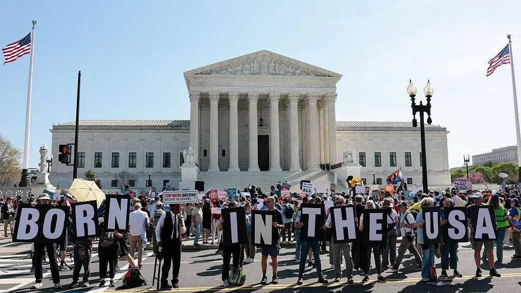 US Supreme Court Blocks Trump Bid to End Birthright Citizenship in Major 6–3 Ruling