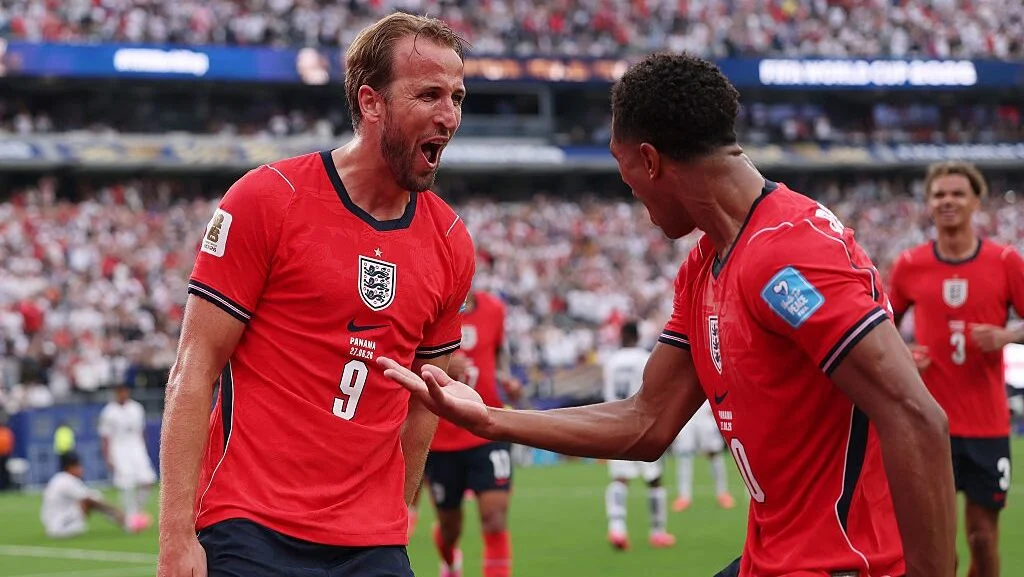 Kane breaks World Cup record as England beat Panama to top group