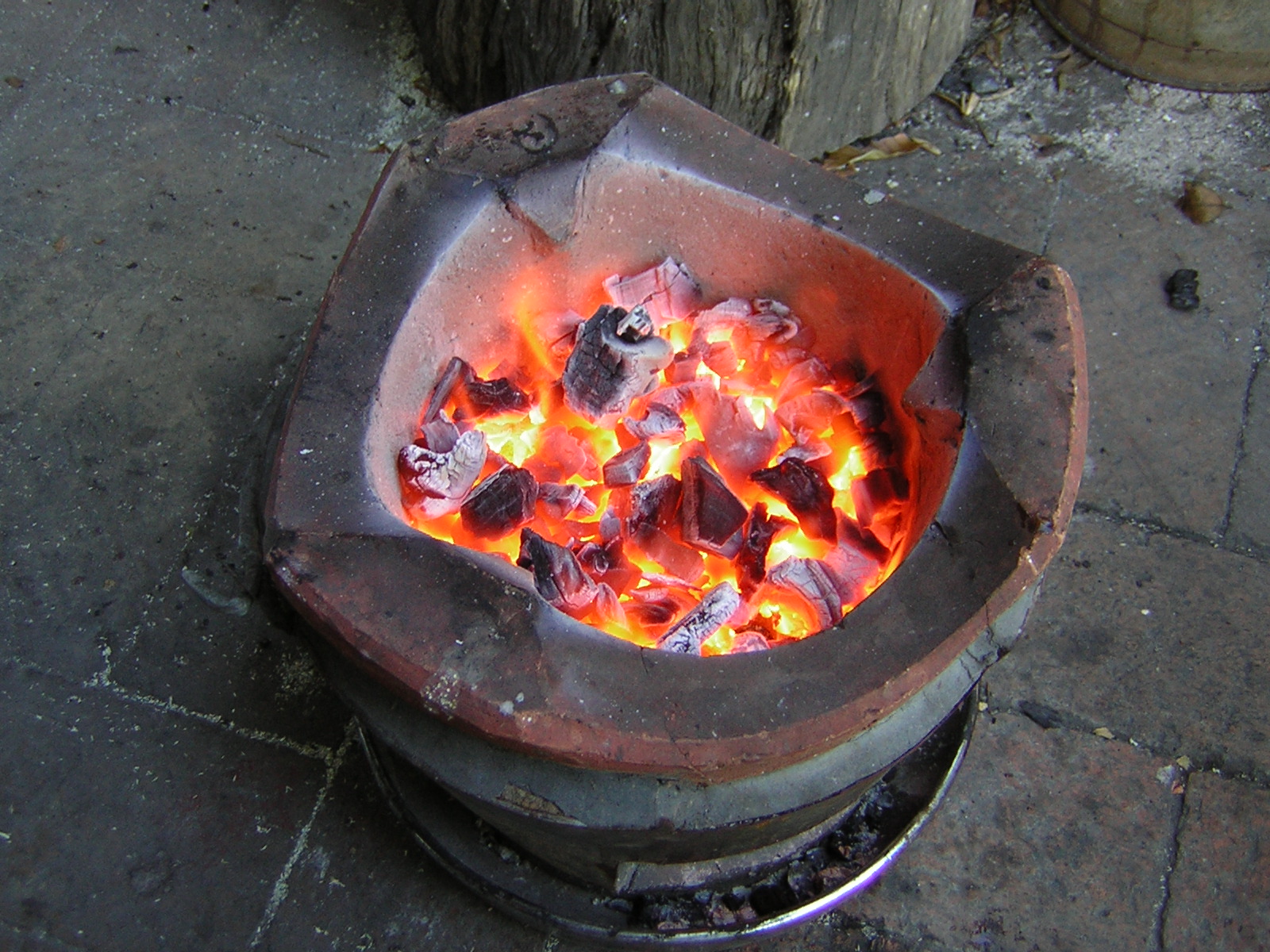 Mityana Woman Dies of Suspected Carbon Monoxide Suffocation While Cooking