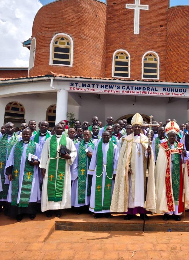Semuto Leaders Urge Parents to Prioritise Education After Oath Drama